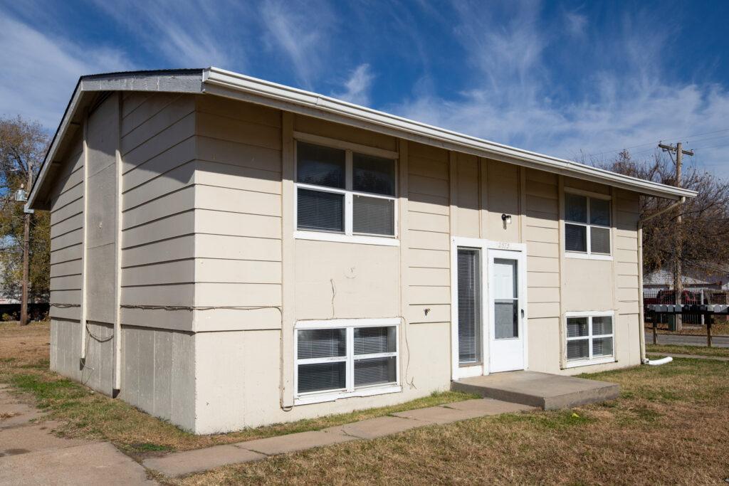 Huffman 5 bedroom home, featured image