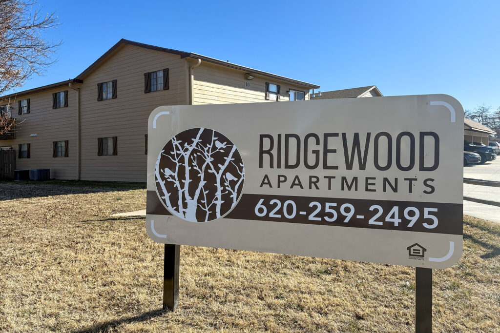 Ridgewood Apartments, featured image