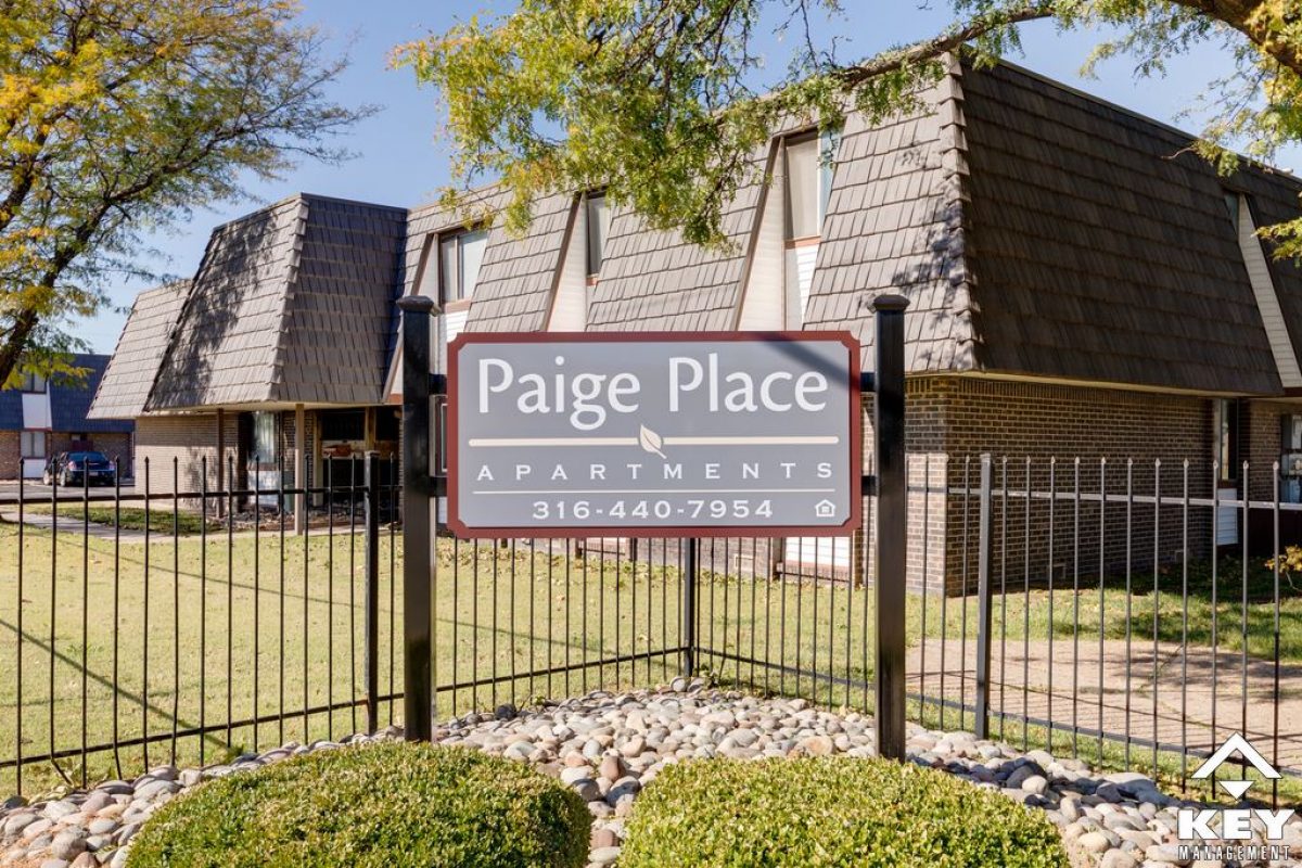 01-paige-place-exterior-sign-1