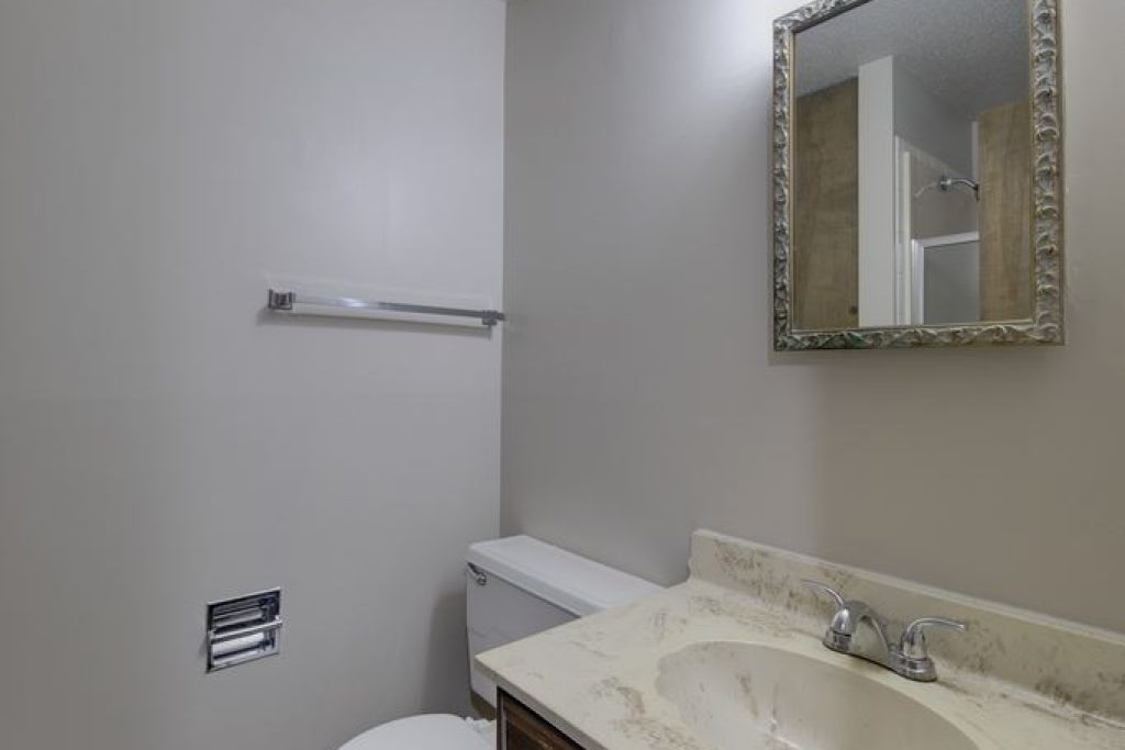 10-guest-bathroom-angle-1