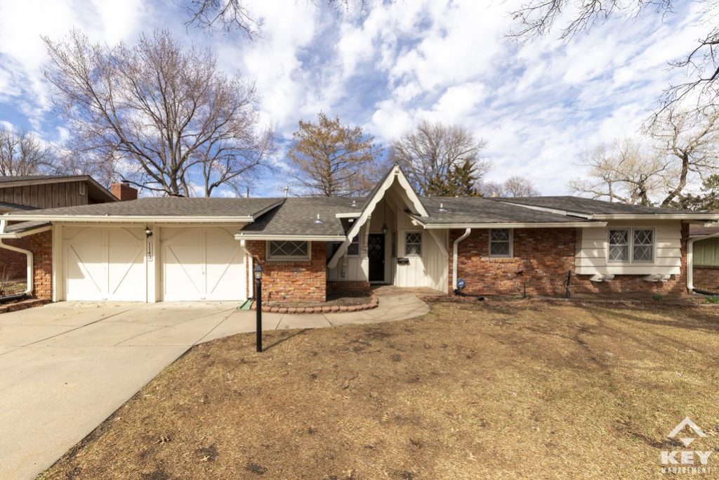 1143 Patricia St, photo 1