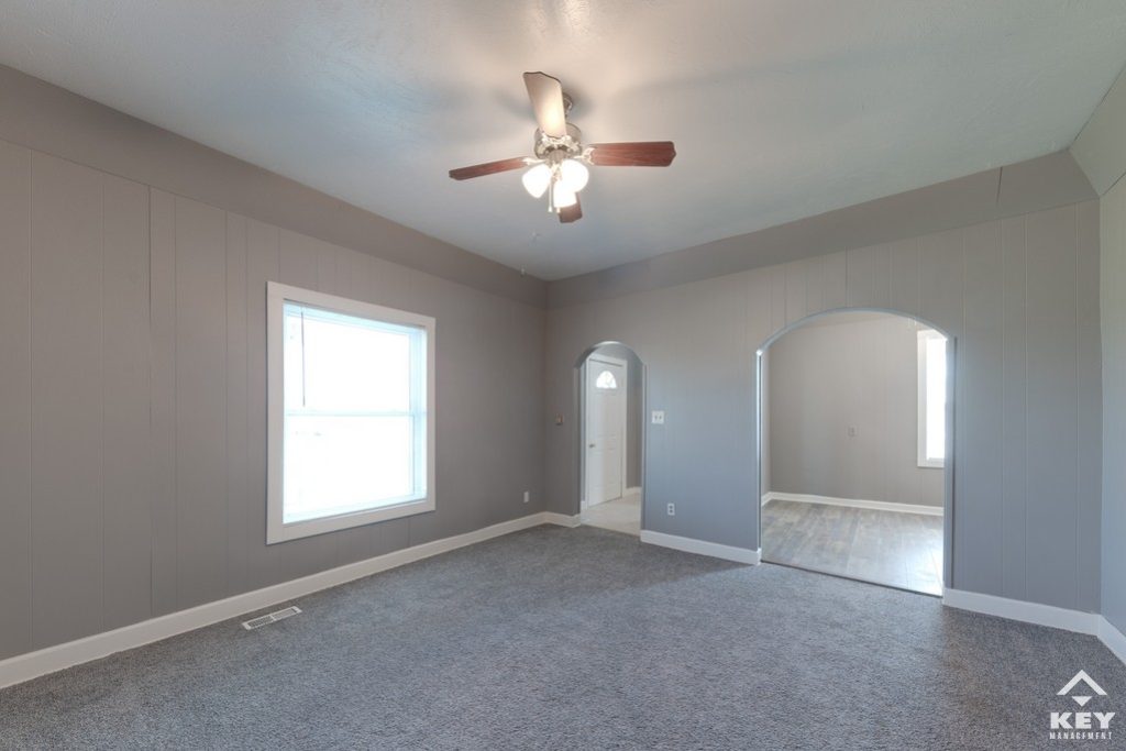 1145 S Osage St, photo 4
