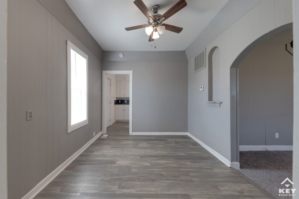 1145 S Osage St, photo 5