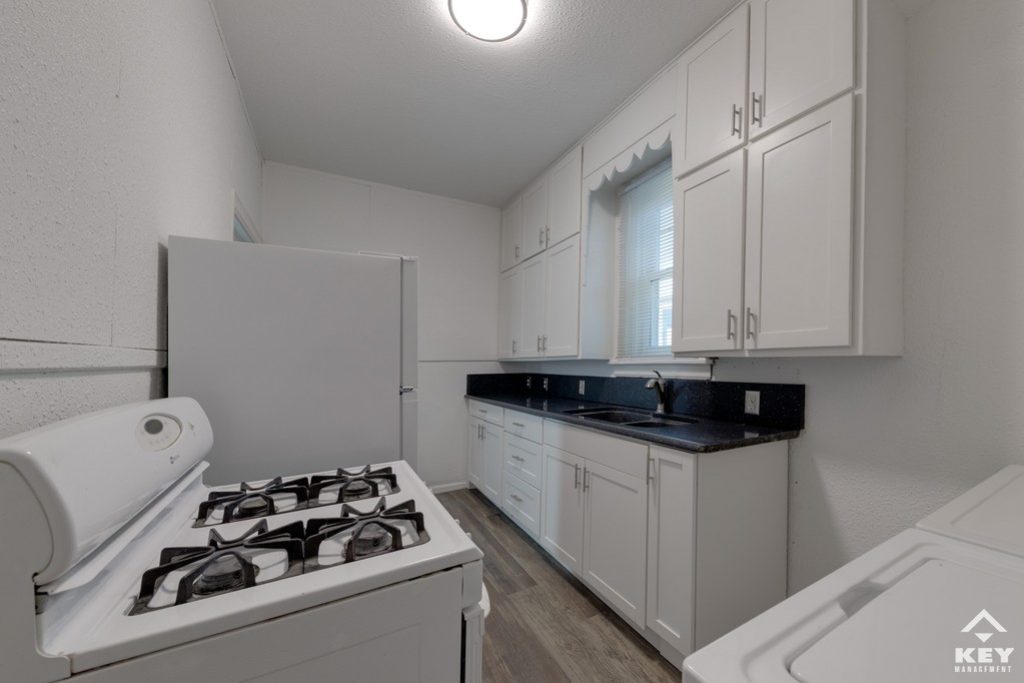1145 S Osage St, photo 7