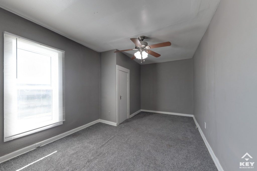 1145 S Osage St, photo 12