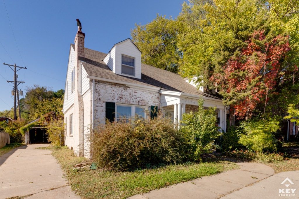 115 N Oliver Ave, photo 1