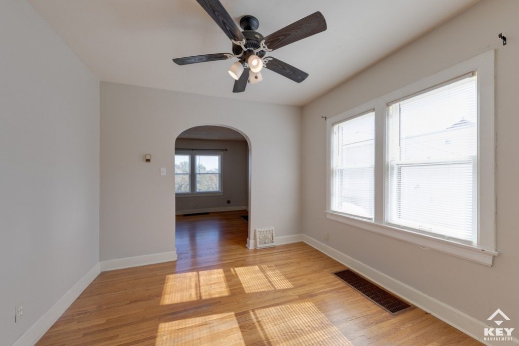 115 N Oliver Ave, photo 8