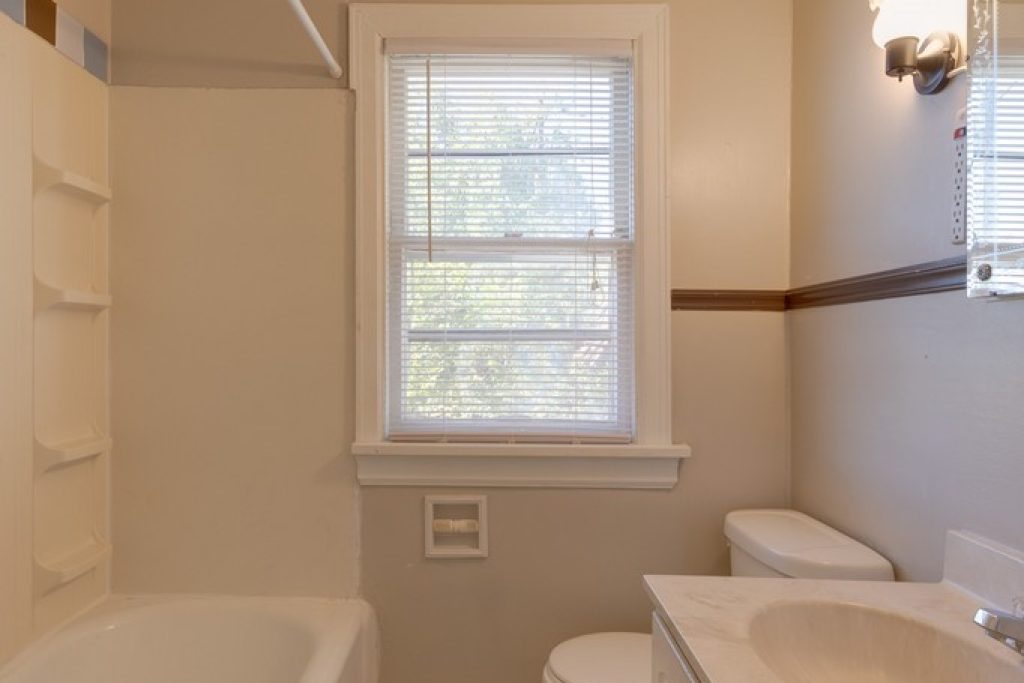 115 N Oliver Ave, photo 14