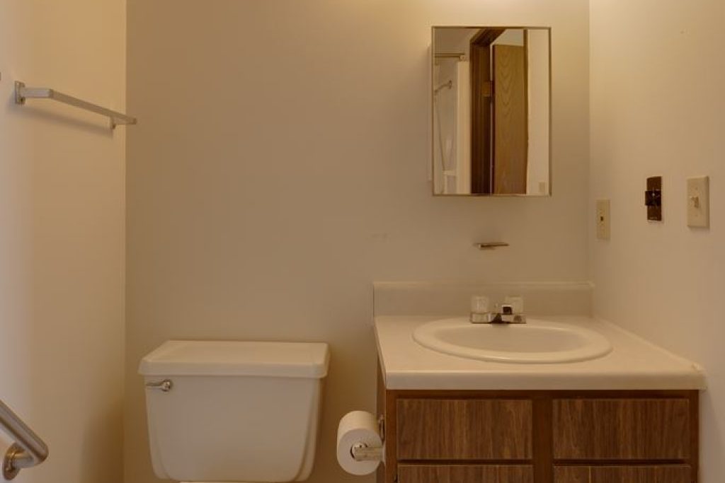 12-bathroom-angle-2