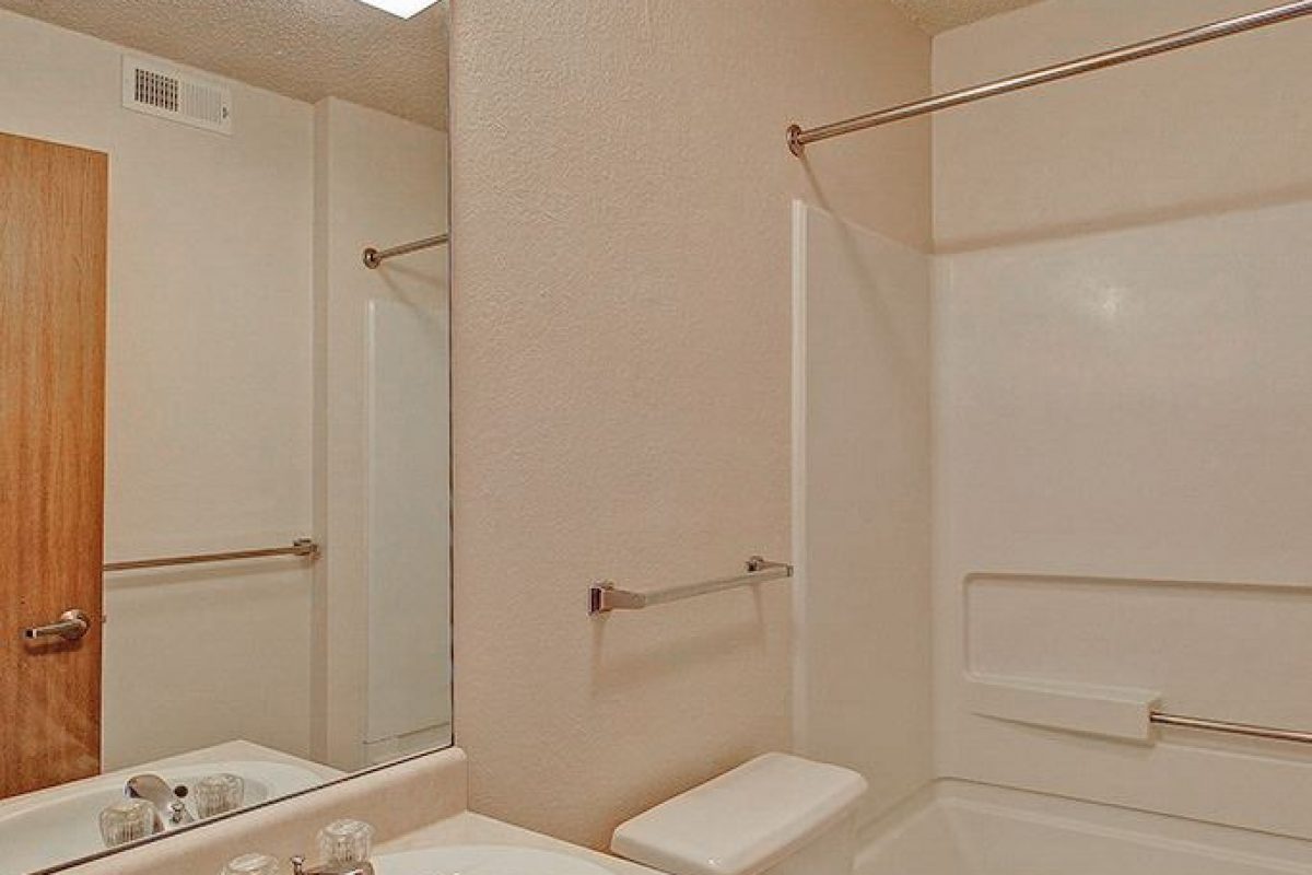 14-master-bathroom-angle-1