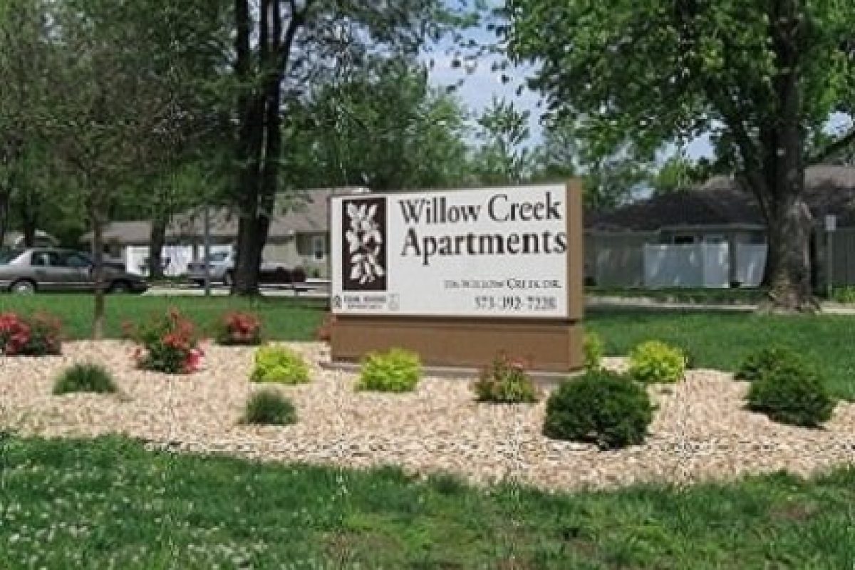 173_WillowCreekSignNewer