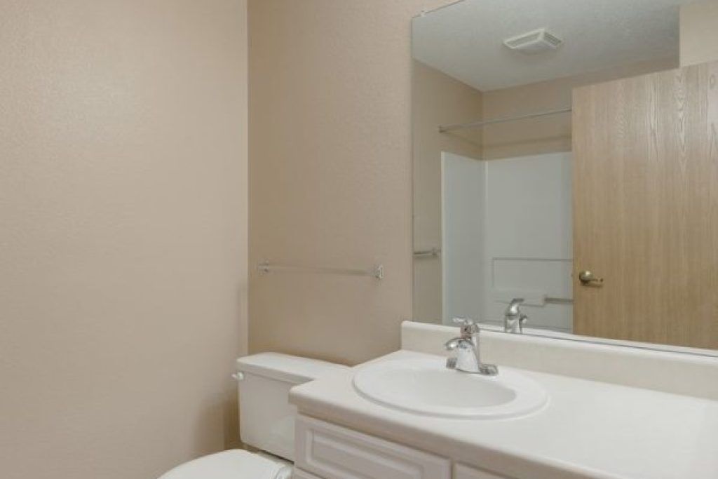 2-bdrm-09-guest-bathroom-angle-1