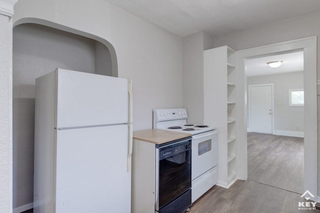 223 N Meridian Ave, photo 7