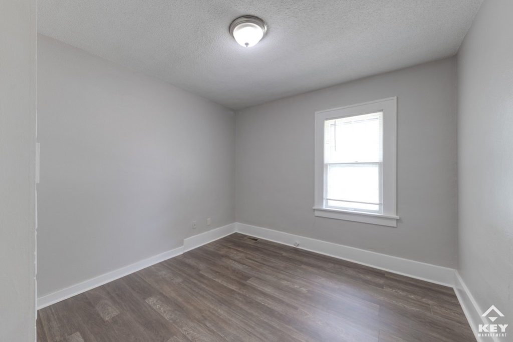223 N Meridian Ave, photo 14
