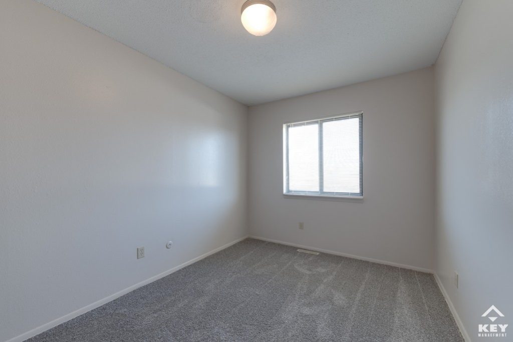Seneca Village 2 bedroom, photo 11