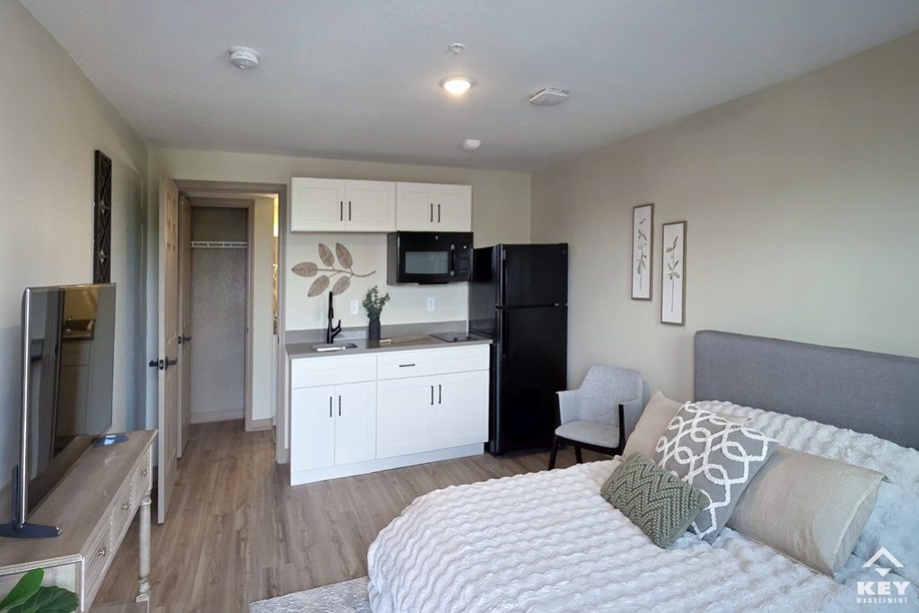 The Mill on 76 — Sloan Model (8/2026), photo 1
