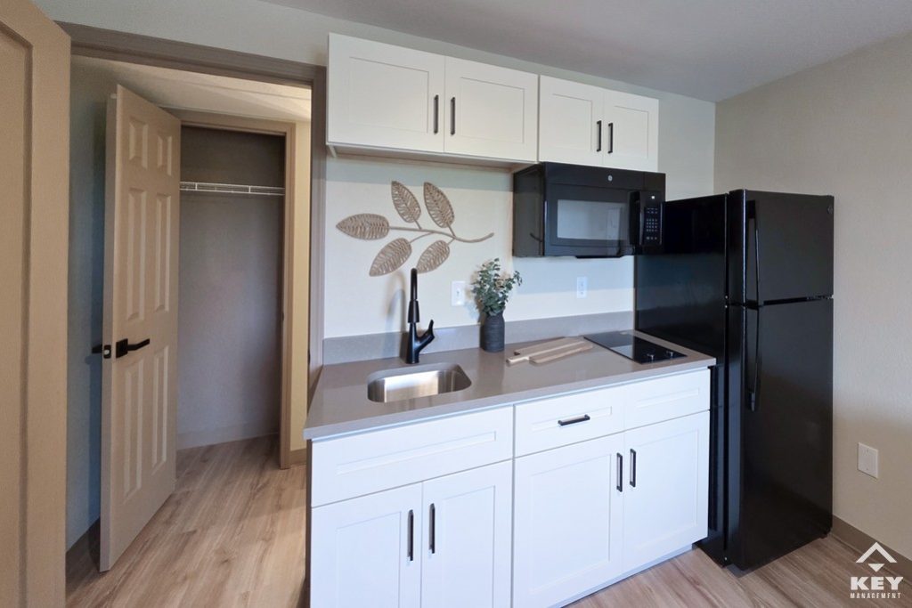 The Mill on 76 — Sloan Model (8/2026), photo 4